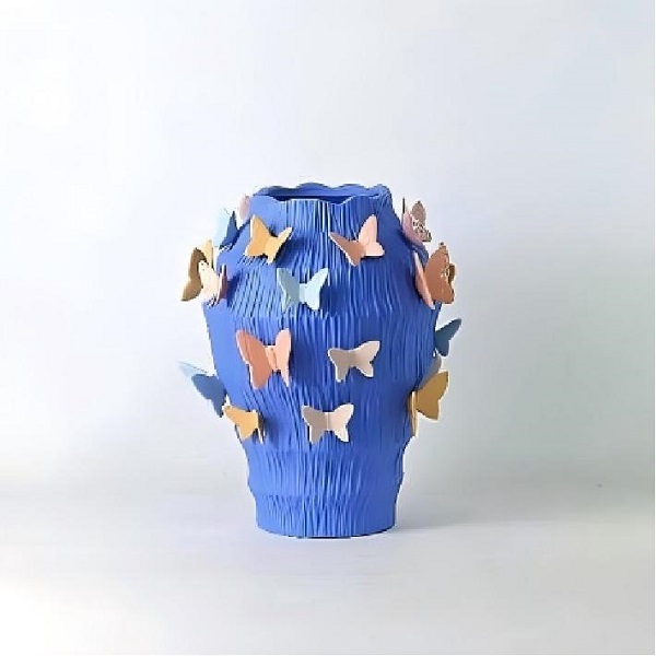 Want to break free from product homogenization in your home furnishings line? Handmade Ceramic Vase with Dancing Butterflies – Customizable + Low Minimum Order Quantity, Flexible Collaboration!