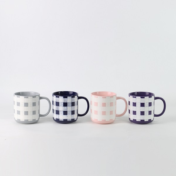Looking for a practical yet beautiful mug? Discover how BYF's hand-painted mug series can add joy to your everyday life!
